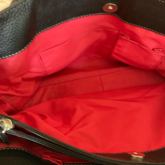 Guia’s Handbag - Picture 3 of 3